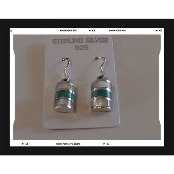 New~Beautiful 925 Sterling Genuine Turquoise & Mother of Pearl Inlay Earrings - Picture 1 of 1